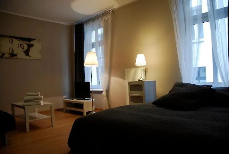Apartamenty Poznan Apartament Centrum 3*,  Polonya